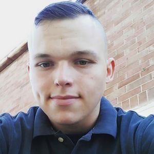 Meet your Posher, Brandon